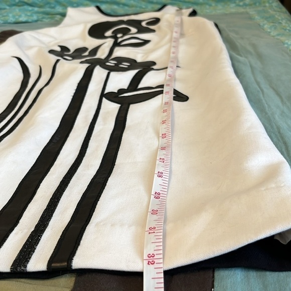 Victoria Beckham for Target Black and White Mod Shift Tulip Appliqué Dress - Picture 13 of 15